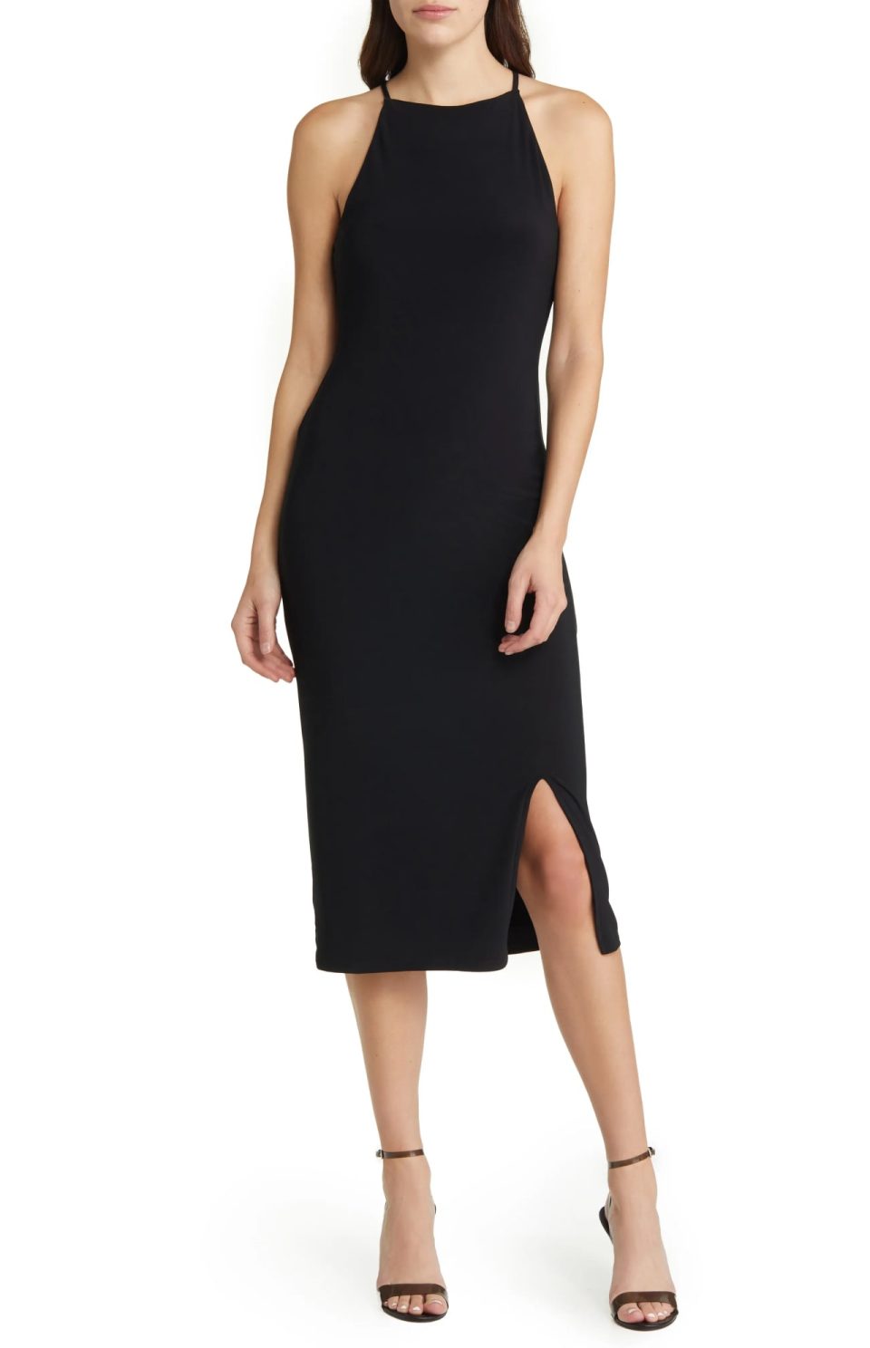 moderno-2555765914-960x1488